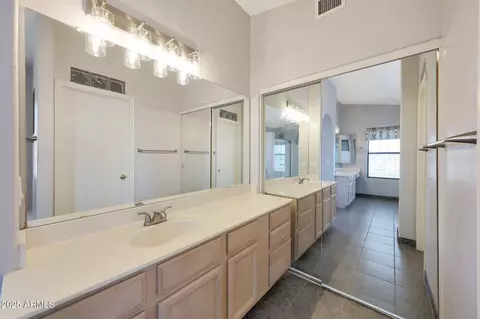 Bath - 2126 Escuda Rd, Phoenix, AZ 85024 photo 6 of 7