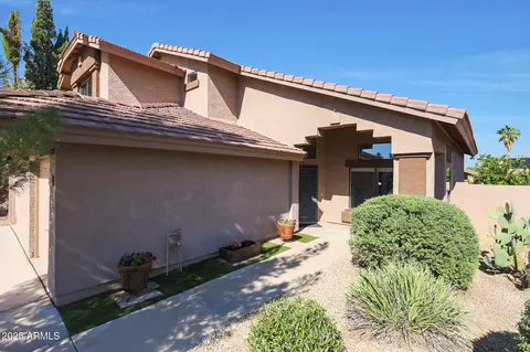 Exterior - 2126 Escuda Rd, Phoenix, AZ 85024 photo 7 of 14