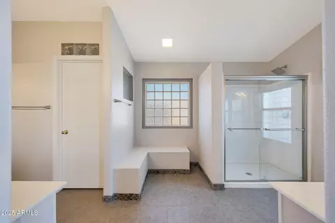 Bath - 2126 Escuda Rd, Phoenix, AZ 85024 photo 2 of 7