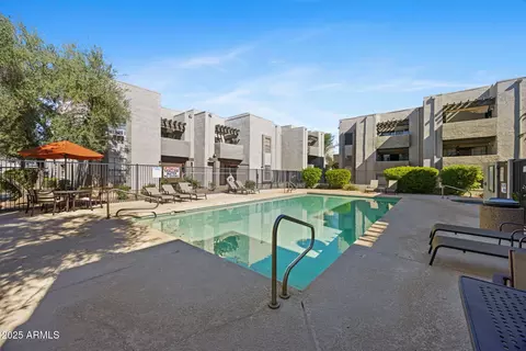 8020 E Thomas Rd #112, Scottsdale, AZ 85251