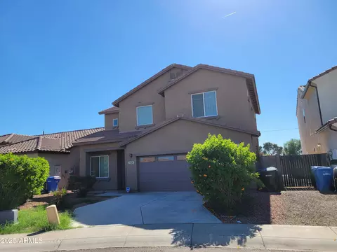 Exterior - 7439 W Wolf St, Phoenix, AZ 85033 photo 3 of 4
