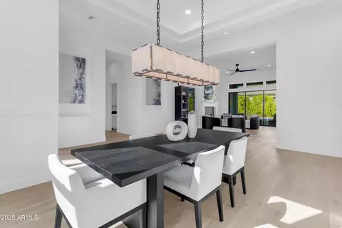 Dining - 2580 E Country Shadows St, Gilbert, AZ 85298 photo 3 of 5