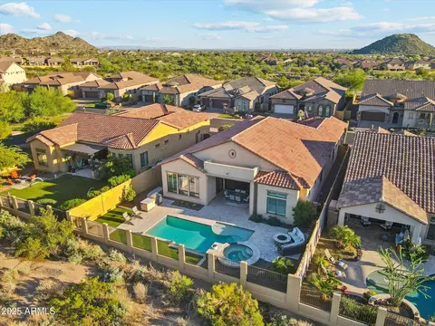 View/Area - 2052 N Steele Cir, Mesa, AZ 85207 photo 8 of 15