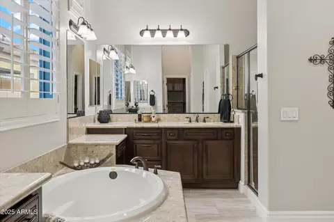 Bath - 2052 N Steele Cir, Mesa, AZ 85207 photo 4 of 8