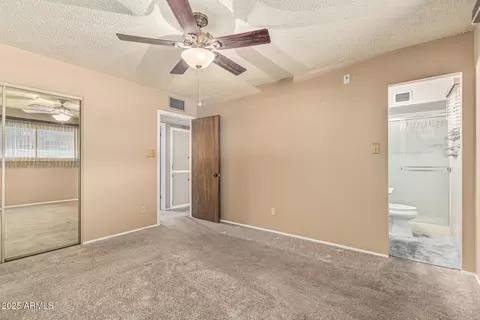 Bedroom - 4026 N 77th Dr, Phoenix, AZ 85033 photo 2 of 6