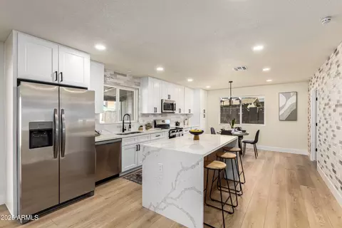 Kitchen - 2236 E Des Moines Cir, Mesa, AZ 85213 photo 1 of 3