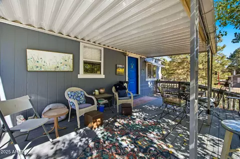 3490 Black Bear Run, Overgaard, AZ 85933