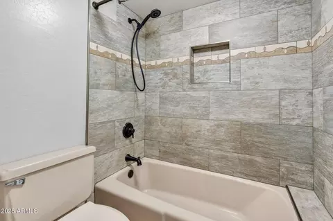 Bath - 1752 E Gable Ave, Mesa, AZ 85204 photo 5 of 6