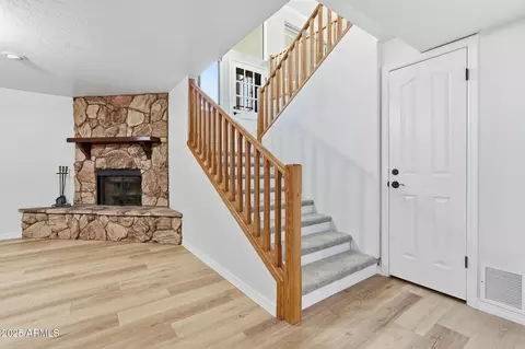 Entry Way - 1752 E Gable Ave, Mesa, AZ 85204 photo 4 of 4