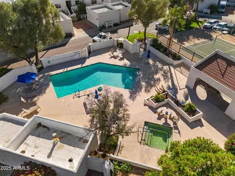 Exterior - 2953 E Rose Ln, Phoenix, AZ 85016 photo 10 of 10