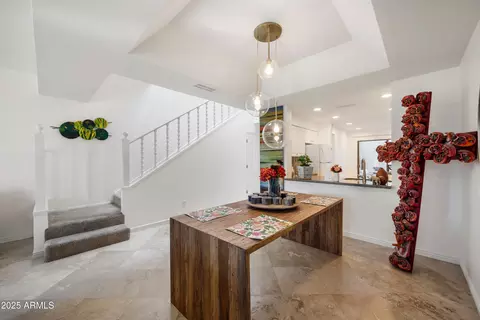 Dining - 2953 E Rose Ln, Phoenix, AZ 85016 photo 2 of 2