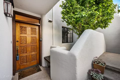 Entry Way - 2953 E Rose Ln, Phoenix, AZ 85016 photo 1 of 1