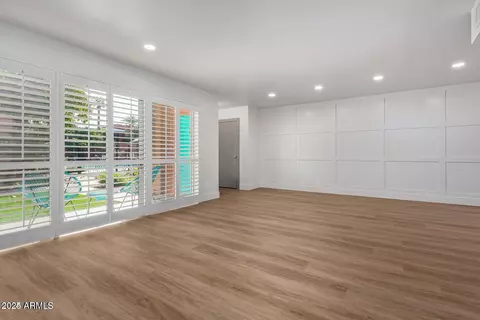 Living - 103 E Palm Ln #103-A, Phoenix, AZ 85004 photo 1 of 3