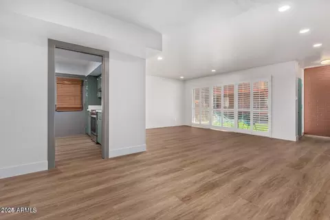 Living - 103 E Palm Ln #103-A, Phoenix, AZ 85004 photo 2 of 3
