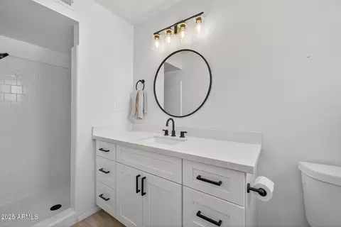Bath - 1505 E 3rd Pl, Mesa, AZ 85203 photo 1 of 3