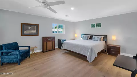 Bedroom - 4240 E Sells Dr, Phoenix, AZ 85018 photo 1 of 2