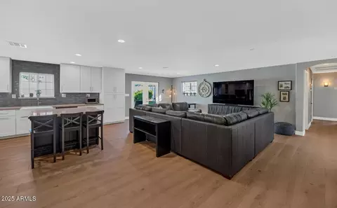 Other - 4240 E Sells Dr, Phoenix, AZ 85018 photo 6 of 17