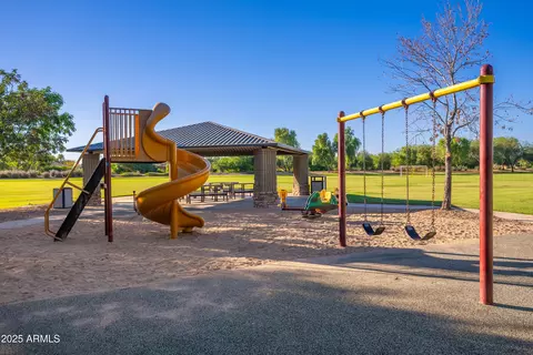 View/Area - 724 E Lark St #102, Gilbert, AZ 85297 photo 17 of 17
