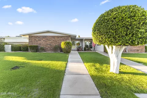 17322 N Del Webb Blvd, Sun City, AZ 85373