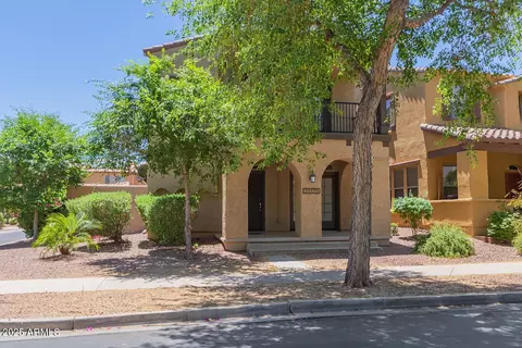 21125 W Elm Way, Buckeye, AZ 85396
