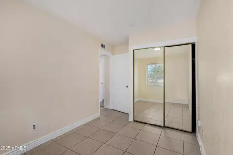 Other - 2555 E Mobile Ln, Phoenix, AZ 85040 photo 3 of 9