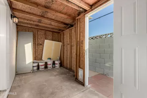 Other - 2555 E Mobile Ln, Phoenix, AZ 85040 photo 8 of 9