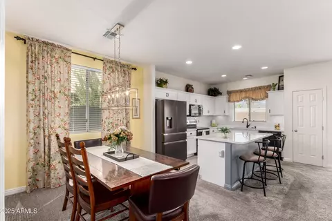 Dining - 900 W Broadway Ave #LOT 72, Apache Junction, AZ 85120 photo 1 of 1