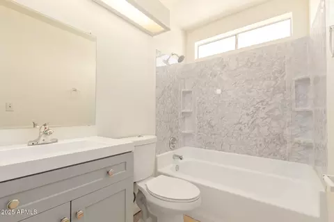 Bath - 1508 E Todd Dr, Tempe, AZ 85283 photo 1 of 2