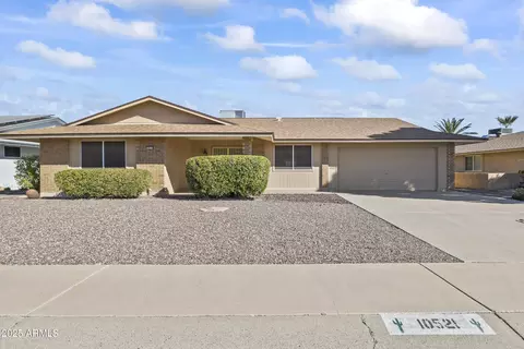10521 W Prairie Hills Cir, Sun City, AZ 85351