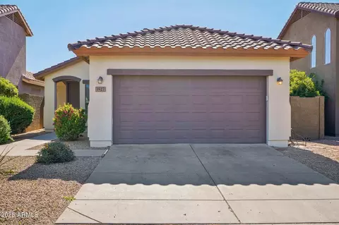 1927 W Kuralt Dr, Anthem, AZ 85086