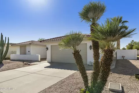 25806 S Boxwood Dr, Sun Lakes, AZ 85248