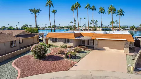 13832 N Crown Pt, Sun City, AZ 85351