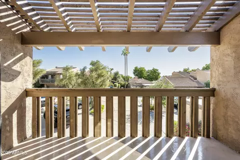 Exterior - 4446 E Camelback Rd #102, Phoenix, AZ 85018 photo 3 of 10