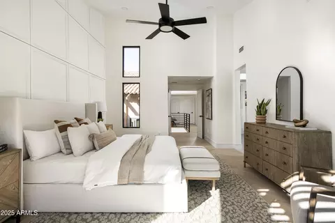 Bedroom - 4446 E Camelback Rd #102, Phoenix, AZ 85018 photo 2 of 5