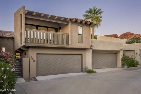 Exterior - 4446 E Camelback Rd #102, Phoenix, AZ 85018 photo 9 of 10