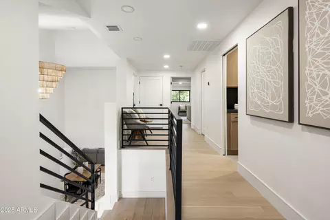 Entry Way - 4446 E Camelback Rd #102, Phoenix, AZ 85018 photo 4 of 5