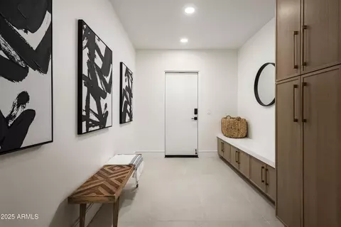 Entry Way - 4446 E Camelback Rd #102, Phoenix, AZ 85018 photo 5 of 5