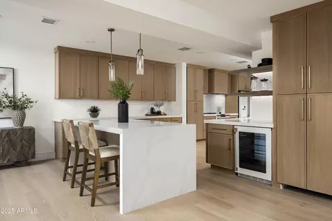 Kitchen - 4446 E Camelback Rd #102, Phoenix, AZ 85018 photo 1 of 6