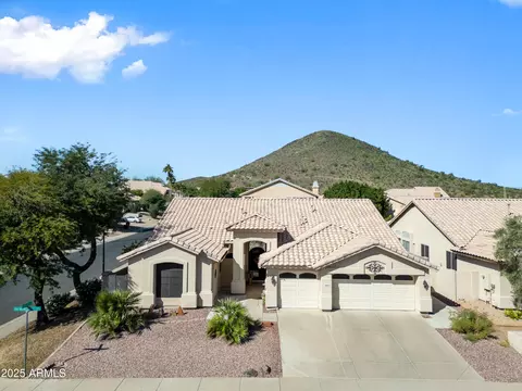 5960 W Via Montoya Dr, Glendale, AZ 85310