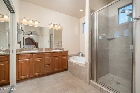 Bath - 1127 E Magellan Dr, New River, AZ 85087 photo 1 of 5