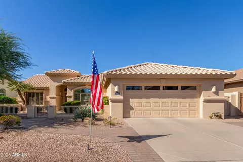 5842 S Amberwood Dr, Sun Lakes, AZ 85248