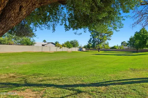 Exterior - 1424 El Moro Ave, Mesa, AZ 85204 photo 8 of 9