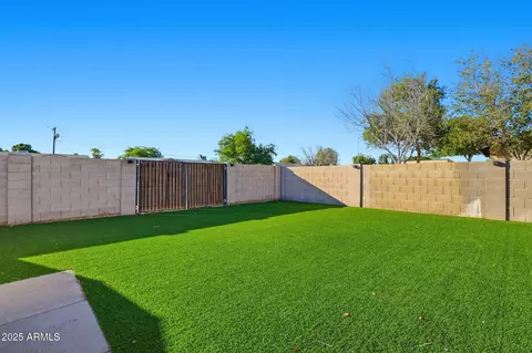 Exterior - 1424 El Moro Ave, Mesa, AZ 85204 photo 7 of 9