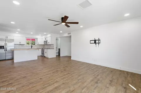 Living - 1424 El Moro Ave, Mesa, AZ 85204 photo 5 of 9