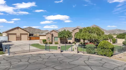 7172 W Gelding Ln, Coolidge, AZ 85128