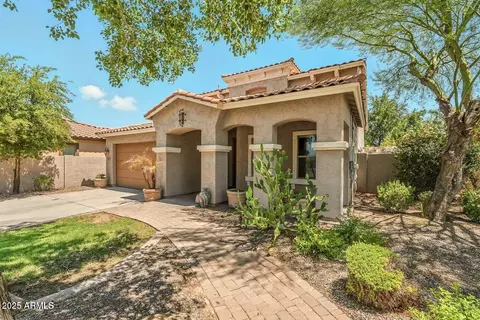 7169 S Dodane Ct, Gilbert, AZ 85298