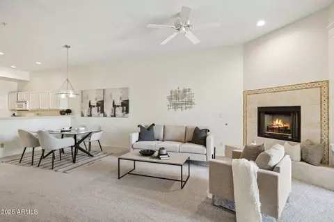 8270 N Hayden Rd #2024, Scottsdale, AZ 85258