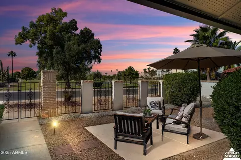 20627 N 123rd Dr, Sun City West, AZ 85375
