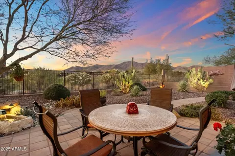 41348 N Congressional Dr, Anthem, AZ 85086