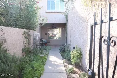 11 E Redondo Dr, Tempe, AZ 85282 photo 17